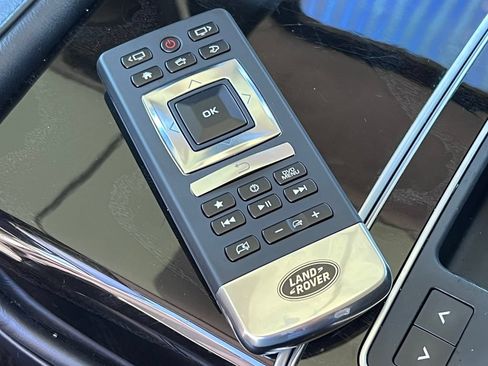 Used 2019 Land Rover Range Rover Long Wheelbase Autobiography AWD/4WD image 30
