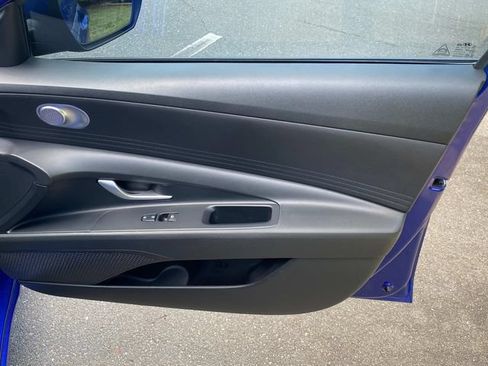 Used 2023 Hyundai Elantra Blue FWD image 35
