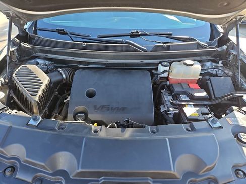 Used 2023 Chevrolet Traverse Premier w/ Redline Edition image 24