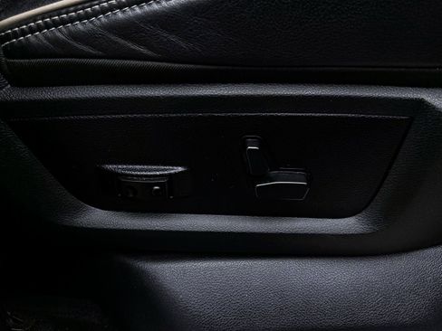 Used 2019 RAM 2500 Limited AWD/4WD image 35