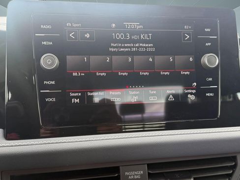 New 2026 Volkswagen Jetta SEL FWD image 25