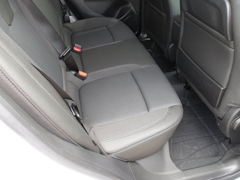 Used 2024 Buick Encore GX Preferred w/ Comfort Package AWD/4WD image 12