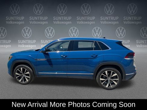 Used 2025 Volkswagen Atlas Cross Sport SEL Premium R-Line AWD/4WD image 2