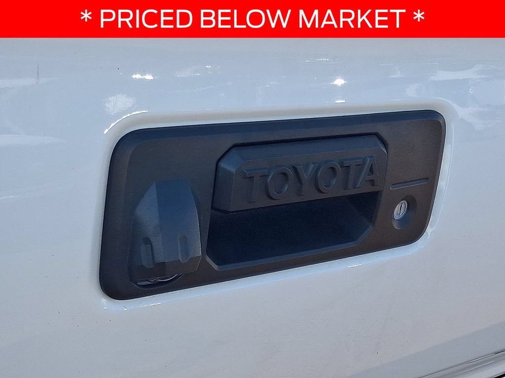 Used 2022 Toyota Tacoma SR w/ SR Convenience Package RWD image 30