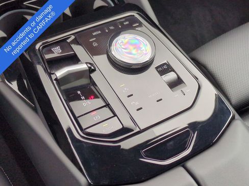 Used 2025 BMW 530i xDrive w/ Premium Package image 36