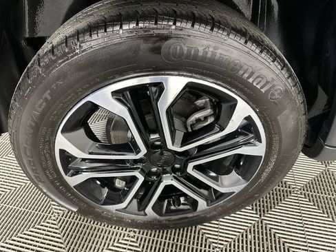 Certified 2023 Jeep Compass Limited AWD/4WD image 9