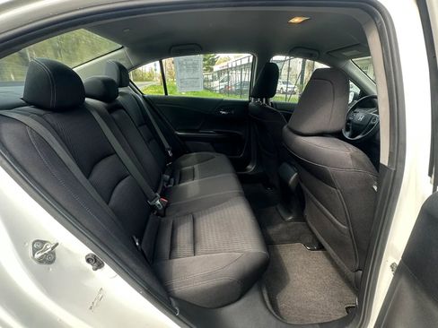 Used 2015 Honda Accord Sport image 24