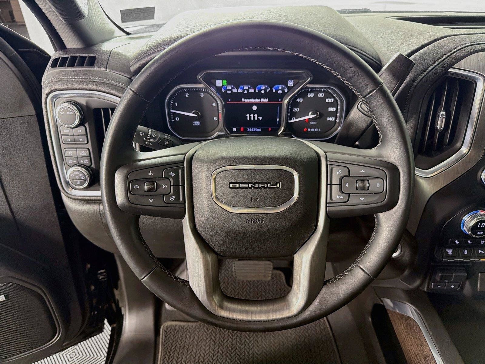 Used 2023 GMC Sierra 3500 Denali w/ Technology Package AWD/4WD image 3