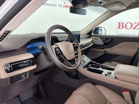 Used 2022 Lincoln Aviator Reserve w/ Equipment Group 201A AWD/4WD image 12