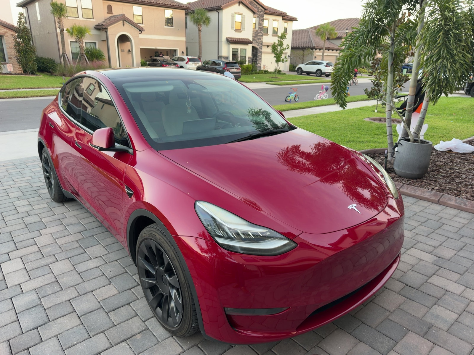 Used 2021 Tesla Model Y Long Range AWD/4WD image 5