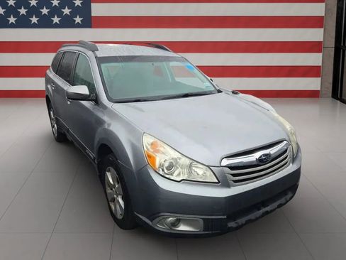 Used 2011 Subaru Outback 2.5i Premium image 1