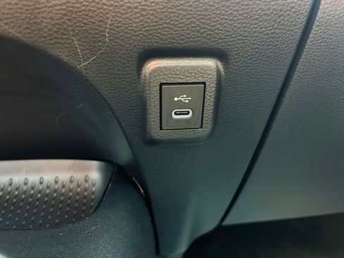 Used 2025 Toyota Corolla LE FWD image 46