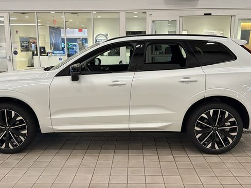 New 2026 Volvo XC60 B5 Ultra w/ Protection Package Premier AWD/4WD image 8