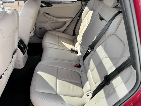 Used 2020 Porsche Macan GTS image 27