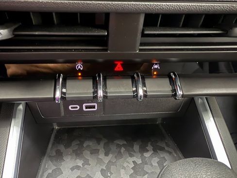 Used 2024 Chevrolet Colorado Trail Boss w/ Advanced Trailering Package image 18