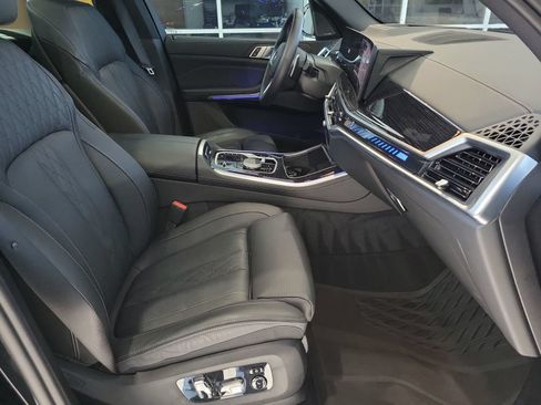 Used 2025 BMW X5 M60i w/ Climate Comfort Package AWD/4WD image 28