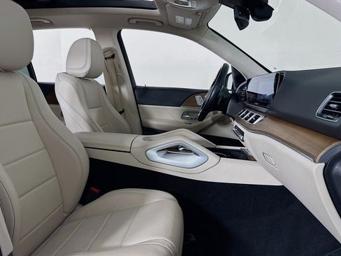 Used 2023 Mercedes-Benz GLE 350 4MATIC w/ AMG Line Exterior image 6