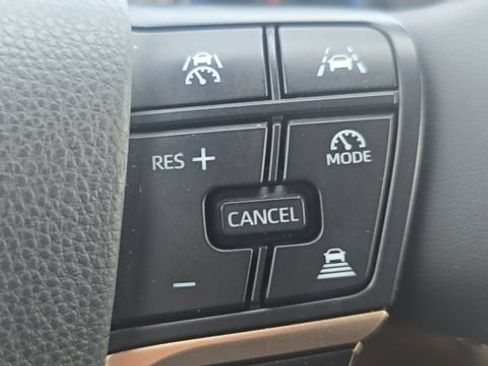 Used 2024 Toyota Crown Platinum AWD/4WD image 26