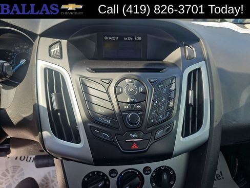 Used 2012 Ford Focus SE FWD image 12