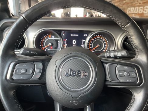 Used 2022 Jeep Wrangler Sport AWD/4WD image 31