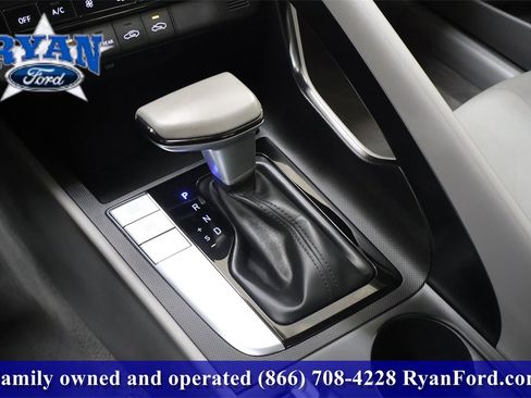 Used 2025 Hyundai Elantra Sport image 24