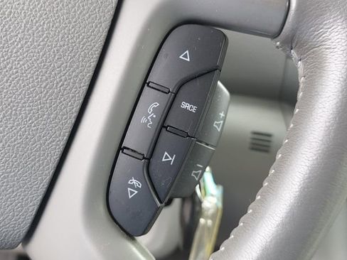 Used 2015 Buick Enclave Leather FWD image 25
