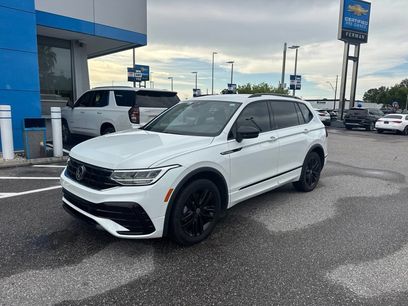 Used 2022 Volkswagen Tiguan SE R-Line