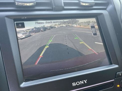 Used 2017 Ford Fusion Energi Titanium FWD image 27