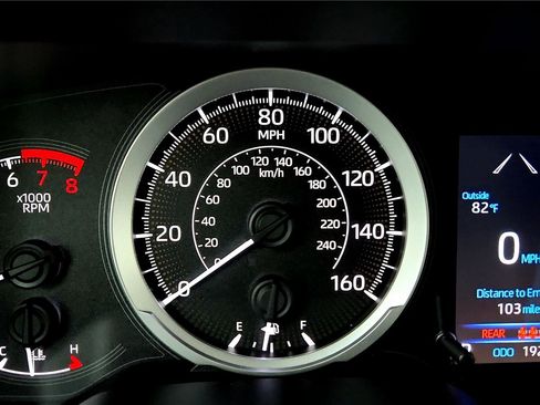 Used 2022 Toyota Corolla LE image 26