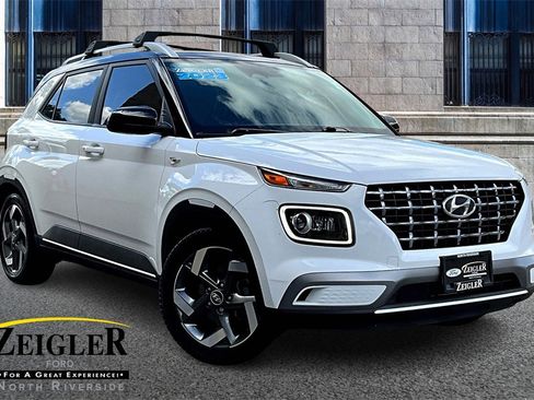 Used 2023 Hyundai Venue Limited image 1