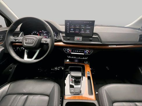 Used 2023 Audi Q5 2.0T Premium w/ Convenience Package AWD/4WD image 30