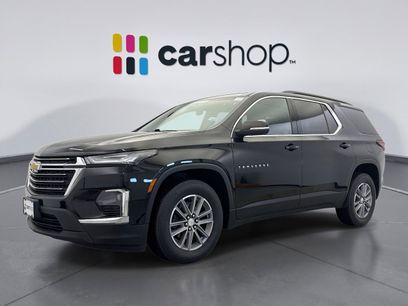 Used 2023 Chevrolet Traverse LT