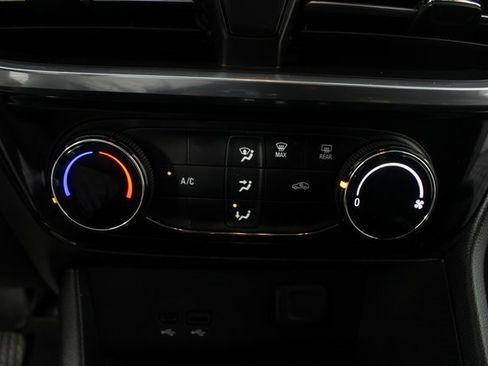 Used 2024 Buick Encore GX Sport Touring w/ Advanced Technology Package image 7