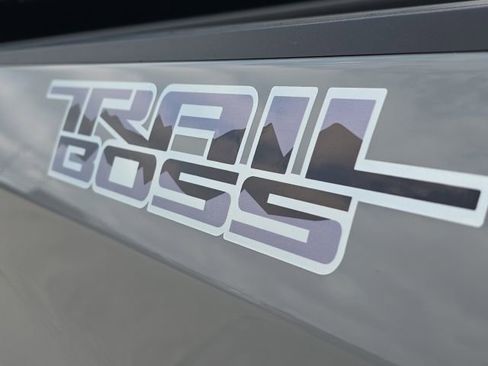 Used 2025 Chevrolet Silverado 1500 Custom Trail Boss AWD/4WD image 11