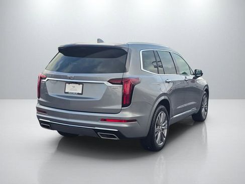 Used 2024 Cadillac XT6 Premium Luxury w/ Technology Package FWD image 5
