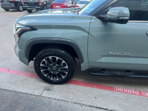 Used 2026 Toyota Tundra Limited AWD/4WD image 10