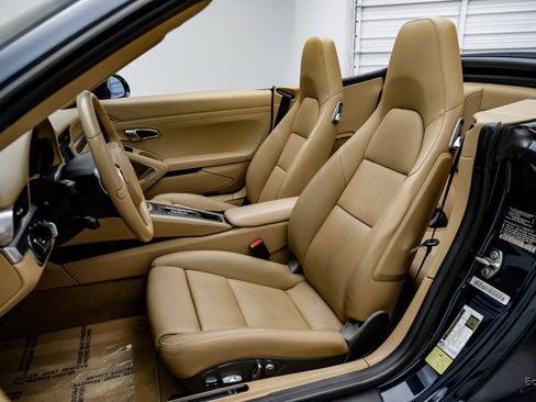 Used 2015 Porsche 911 Carrera S image 40