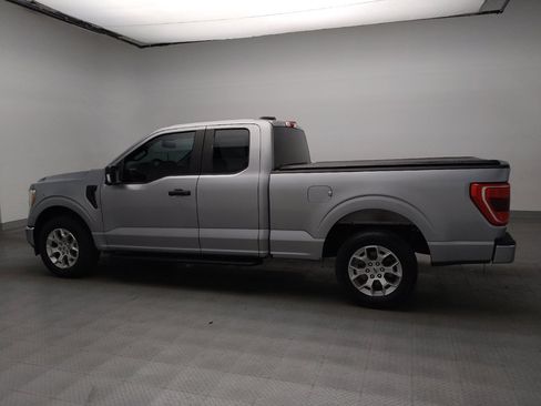 Used 2022 Ford F150 XLT w/ Trailer Tow Package RWD image 5