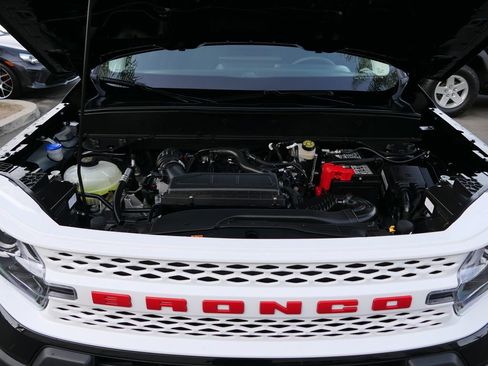 Used 2025 Ford Bronco Sport Heritage w/ Convenience Package image 28