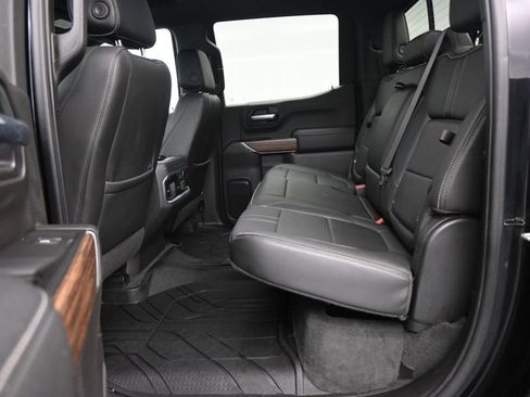 Used 2020 Chevrolet Silverado 1500 High Country w/ Technology Package AWD/4WD image 18