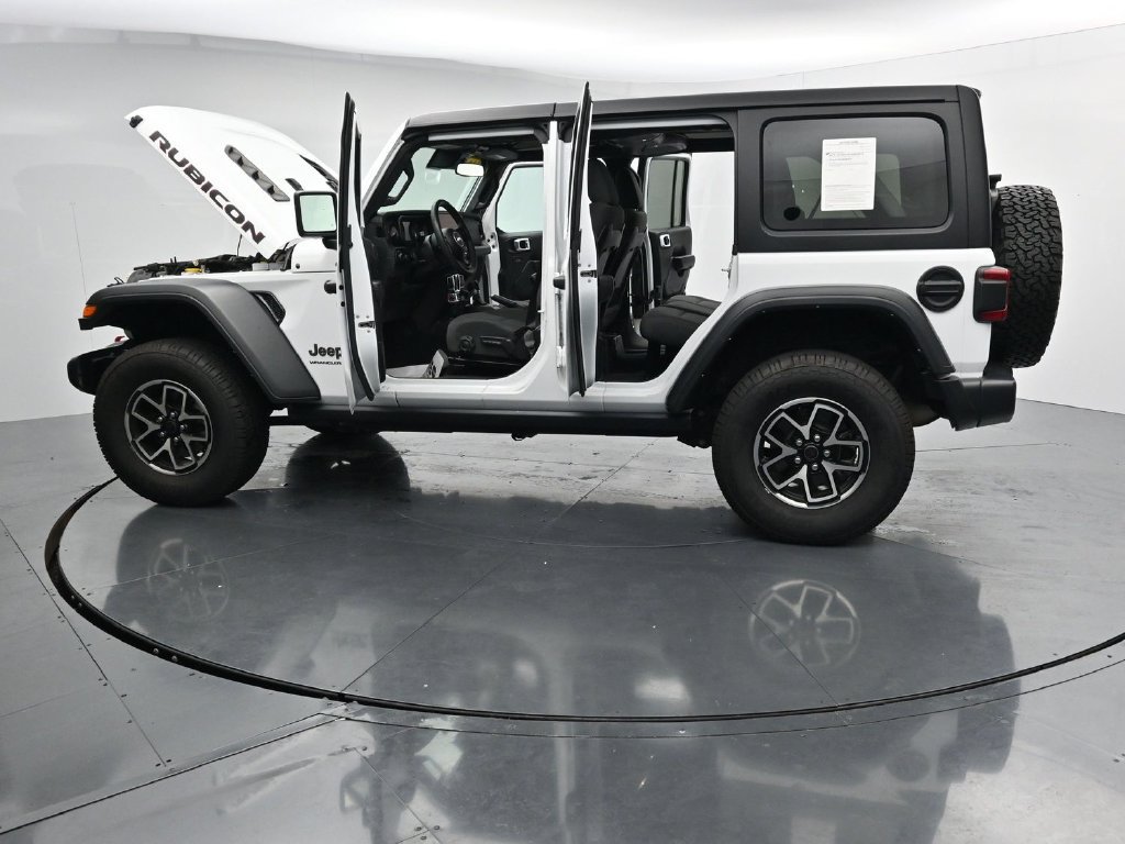 Used 2024 Jeep Wrangler Unlimited Rubicon AWD/4WD image 42