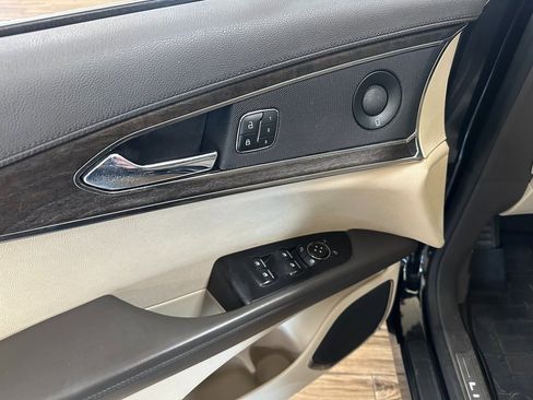 Used 2019 Lincoln Nautilus Reserve image 12