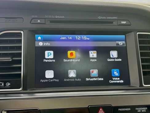 Used 2017 Hyundai Sonata Limited w/ Tech Package 03 image 17