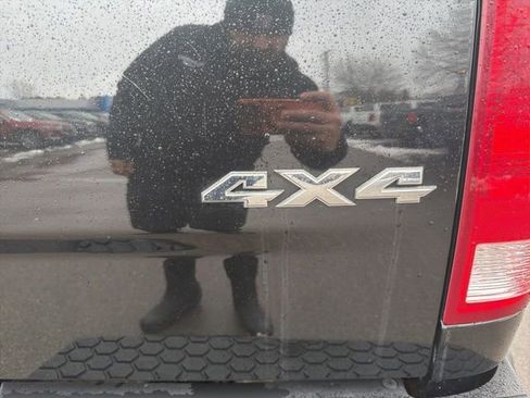 Used 2016 RAM 1500 Express AWD/4WD image 11