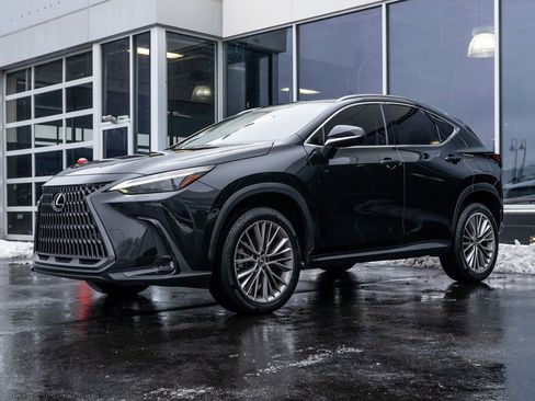 Used 2023 Lexus NX 350 AWD w/ Luxury Package image 3