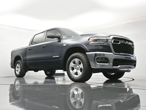 New 2026 RAM 1500 4x4 Crew Cab image 37
