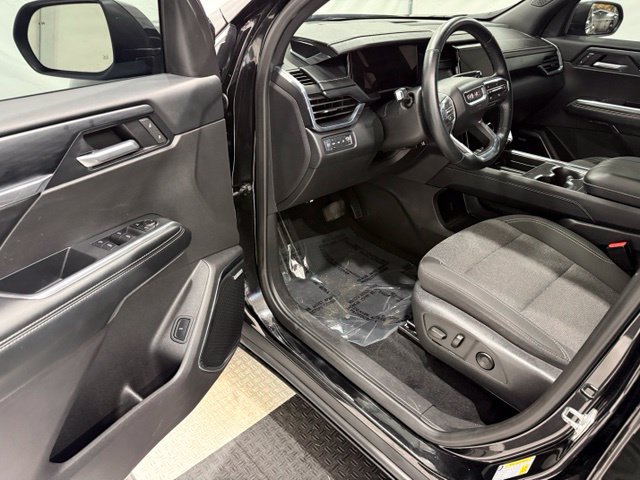 Used 2025 GMC Acadia Elevation AWD/4WD image 35
