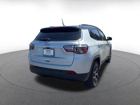 Used 2025 Jeep Compass Limited AWD/4WD image 14