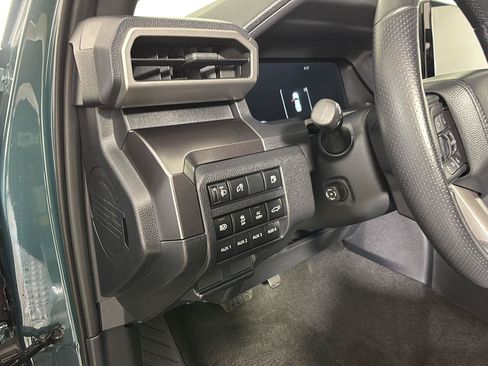 Used 2025 Toyota 4Runner TRD Off-Road Premium AWD/4WD image 28