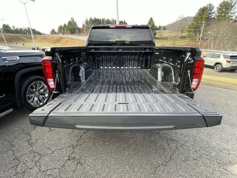 New 2026 GMC Sierra 1500 Elevation image 10